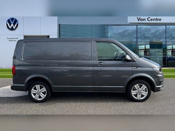 Used Volkswagen Transporter 2017 for sale - 76869457: Photo