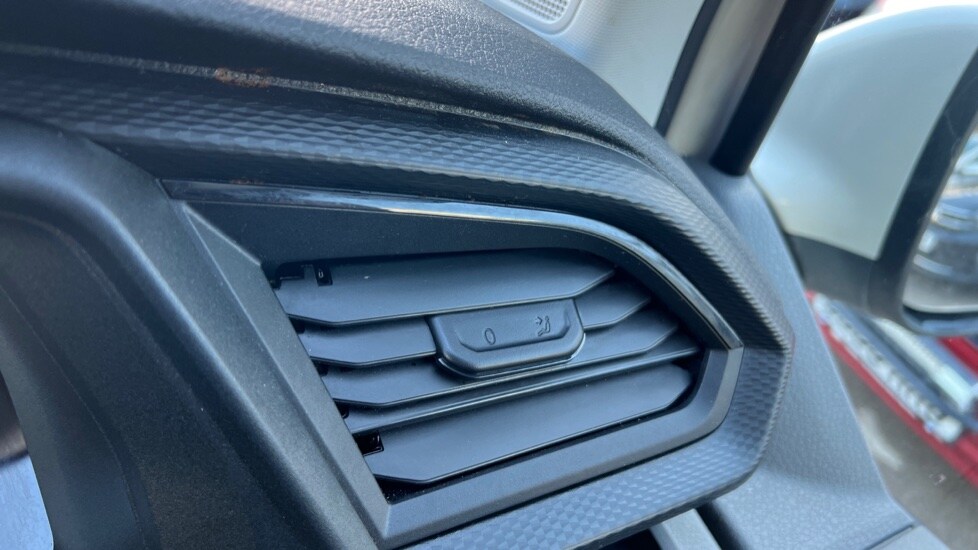 Used Volkswagen Transporter 2024 for sale - 76873747: Photo 26