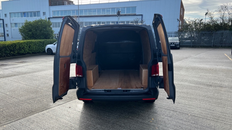 Used Volkswagen Transporter 2021 for sale - 76921712: Photo 10