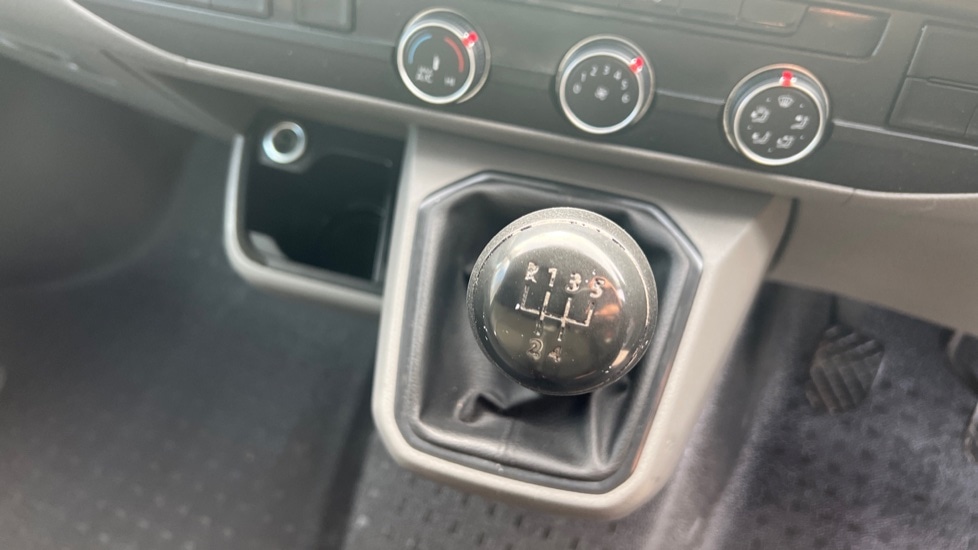 Used Volkswagen Transporter 2021 for sale - 76921712: Photo 14