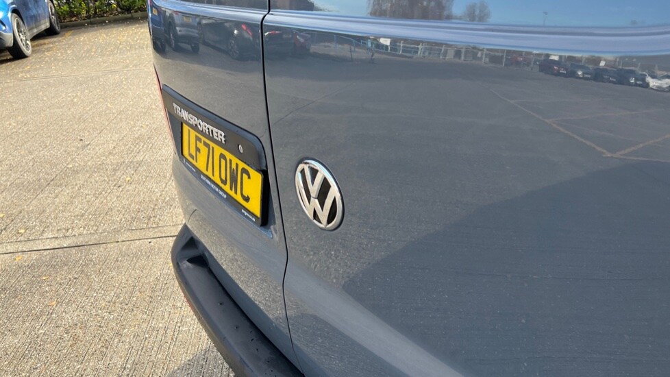 Used Volkswagen Transporter 2021 for sale - 76921712: Photo 42