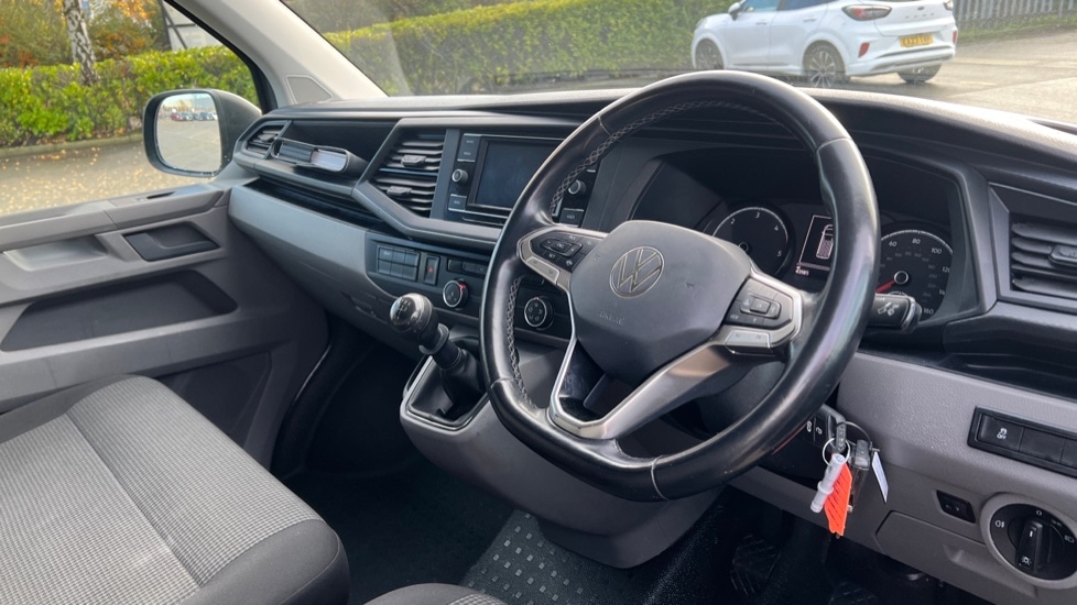 Used Volkswagen Transporter 2021 for sale - 76921712: Photo 6