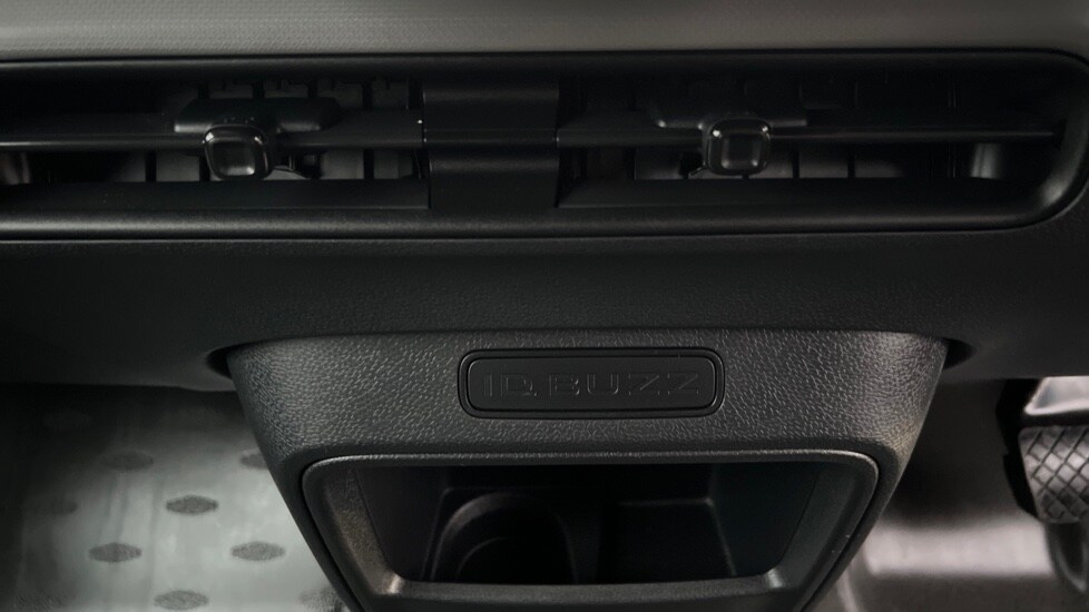 Used Volkswagen ID.Buzz 2023 for sale - 76661082: Photo 13