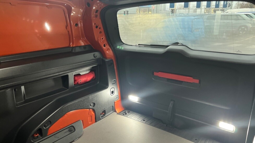 Used Volkswagen ID.Buzz 2023 for sale - 76661082: Photo 9