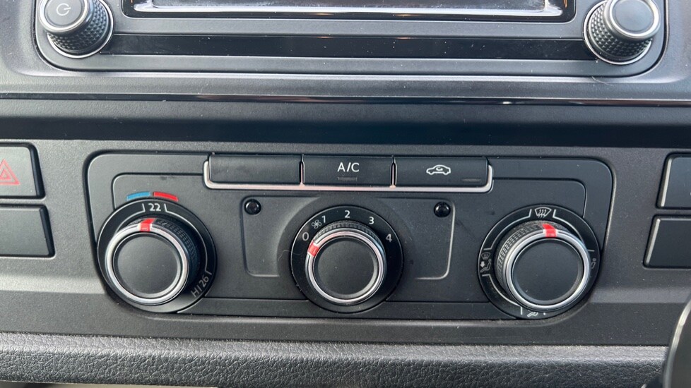 Used Volkswagen Transporter 2017 for sale - 77010310: Photo 13