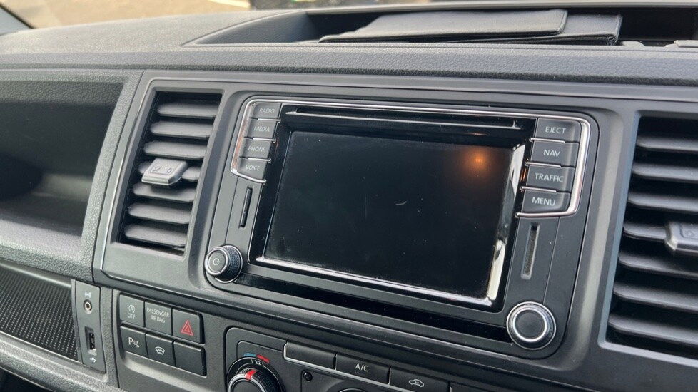 Used Volkswagen Transporter 2017 for sale - 77010310: Photo 16