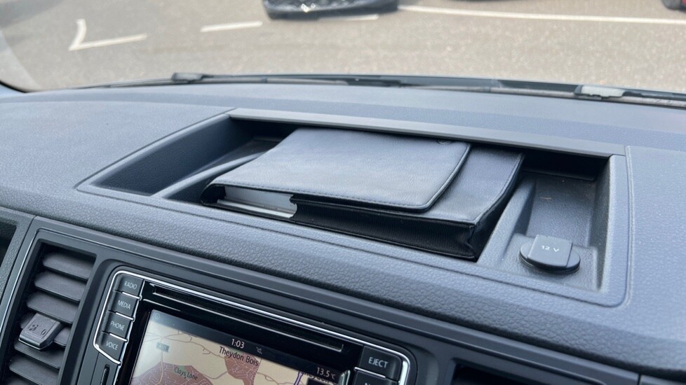 Used Volkswagen Transporter 2017 for sale - 77010310: Photo 28