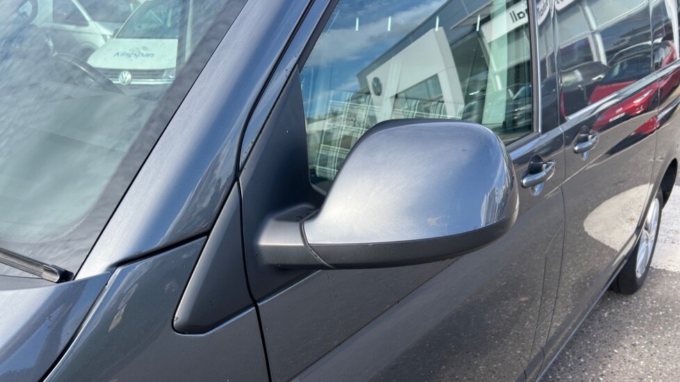 Used Volkswagen Transporter 2017 for sale - 77010310: Photo 36