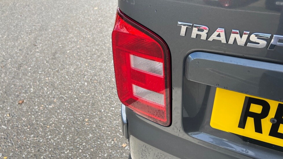 Used Volkswagen Transporter 2017 for sale - 77010310: Photo 46