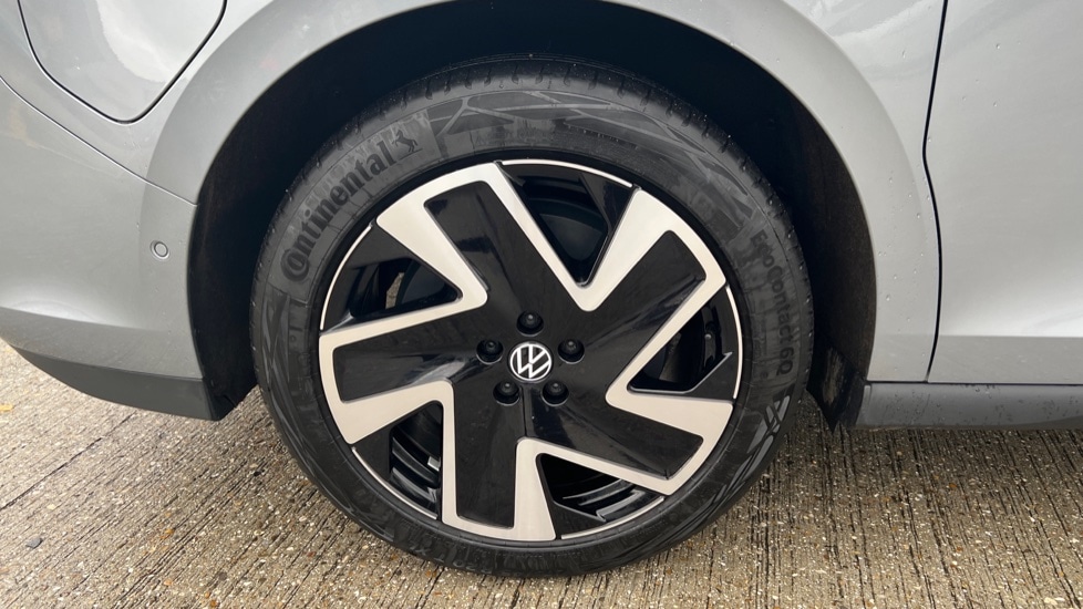 Used Volkswagen ID.Buzz 2025 for sale - 76873011: Photo 5