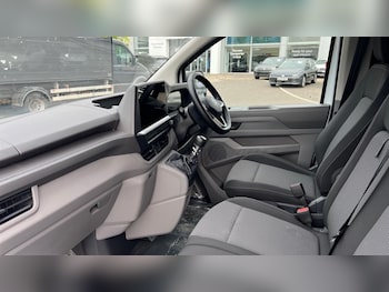 Used Volkswagen Transporter 2025 for sale - 75440251: Photo