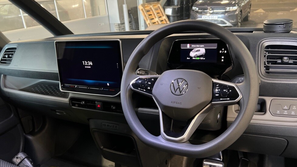 Used Volkswagen ID.Buzz 2025 for sale - 76921660: Photo 11