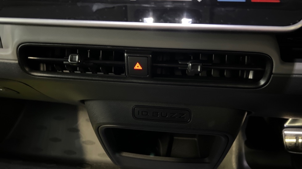 Used Volkswagen ID.Buzz 2025 for sale - 76921660: Photo 13