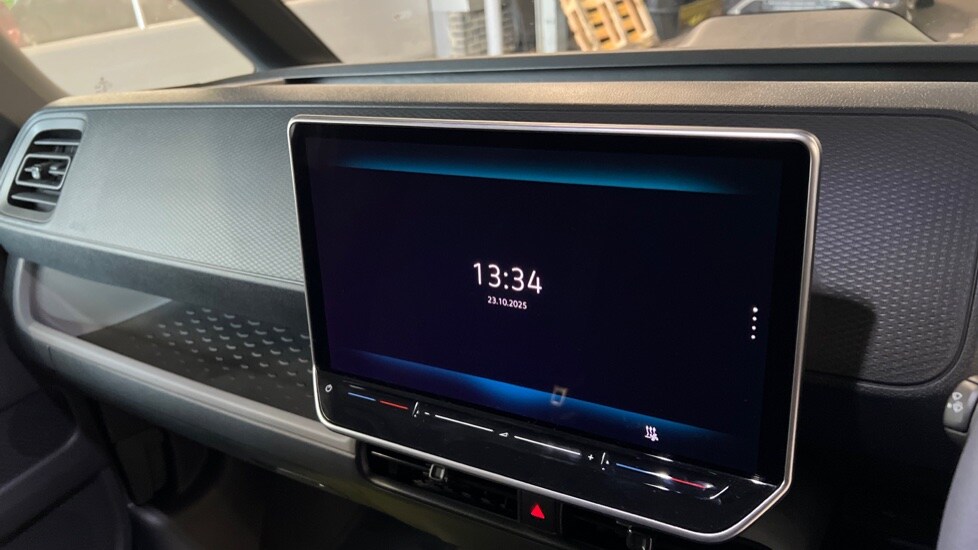 Used Volkswagen ID.Buzz 2025 for sale - 76921660: Photo 16