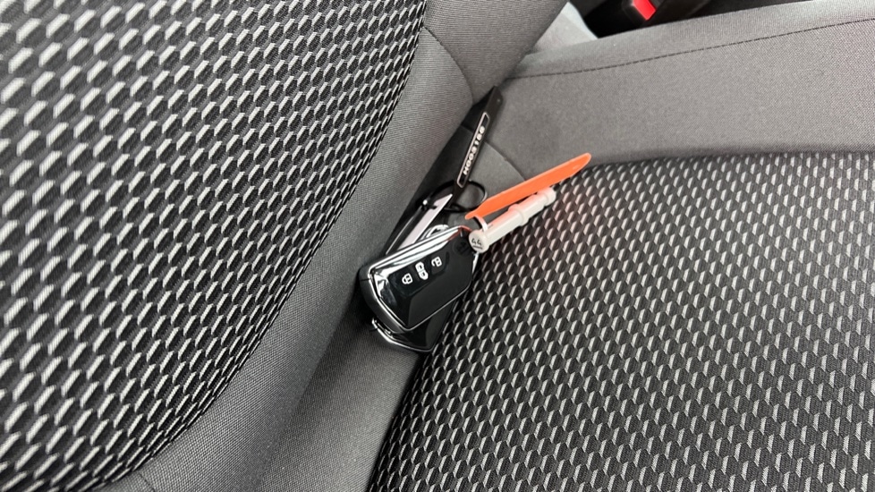 Used Volkswagen ID.Buzz 2025 for sale - 76921660: Photo 21