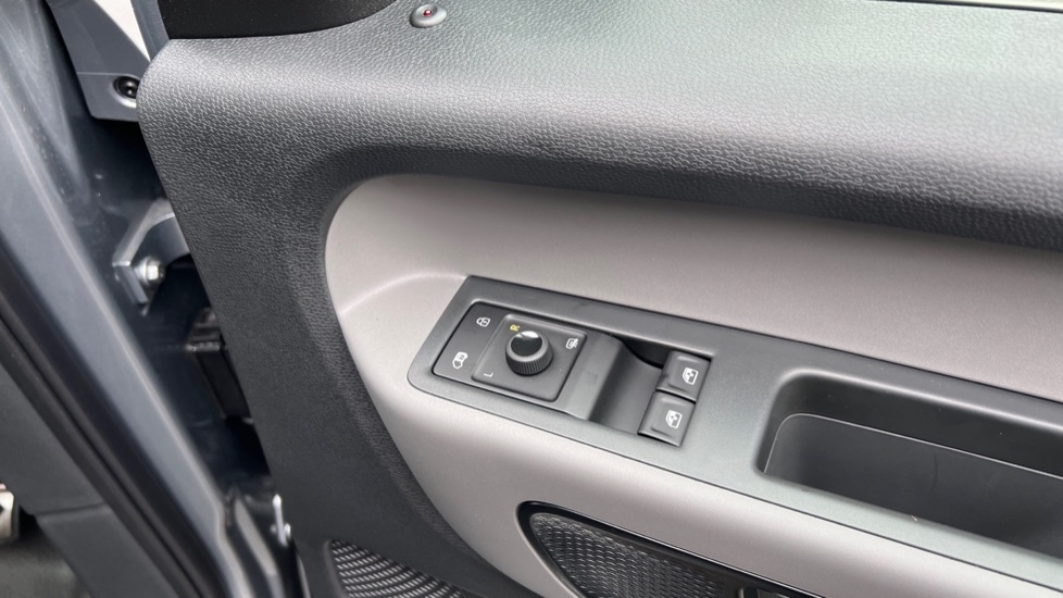 Used Volkswagen ID.Buzz 2025 for sale - 76921660: Photo 23