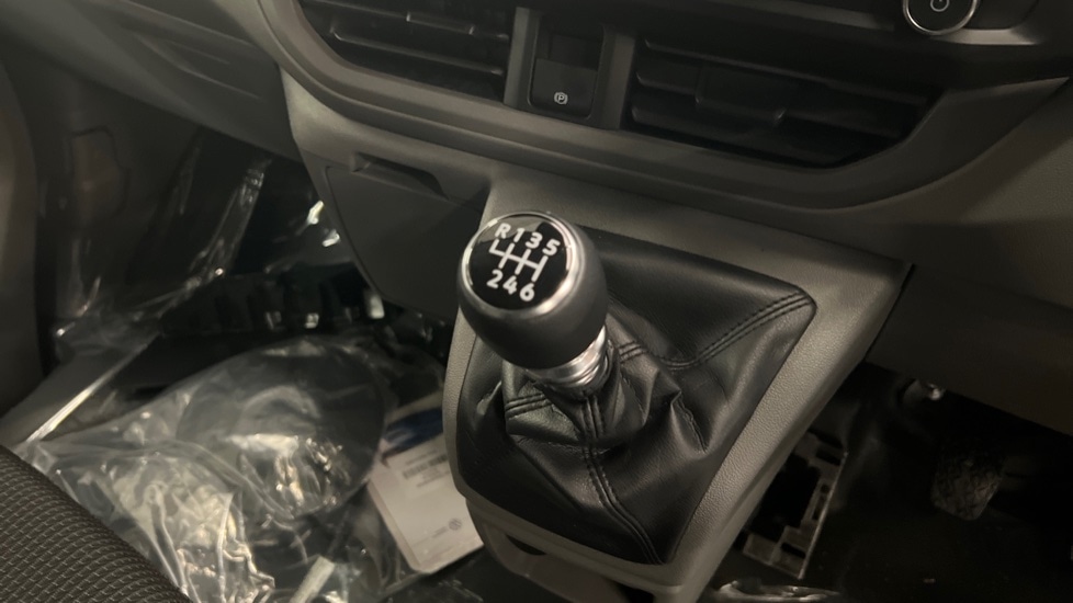 Used Volkswagen Transporter 2025 for sale - 76868919: Photo 14