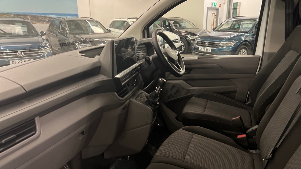 Used Volkswagen Transporter 2025 for sale - 76868919: Photo 2