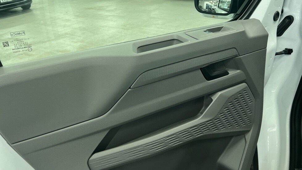 Used Volkswagen Transporter 2025 for sale - 76868919: Photo 26