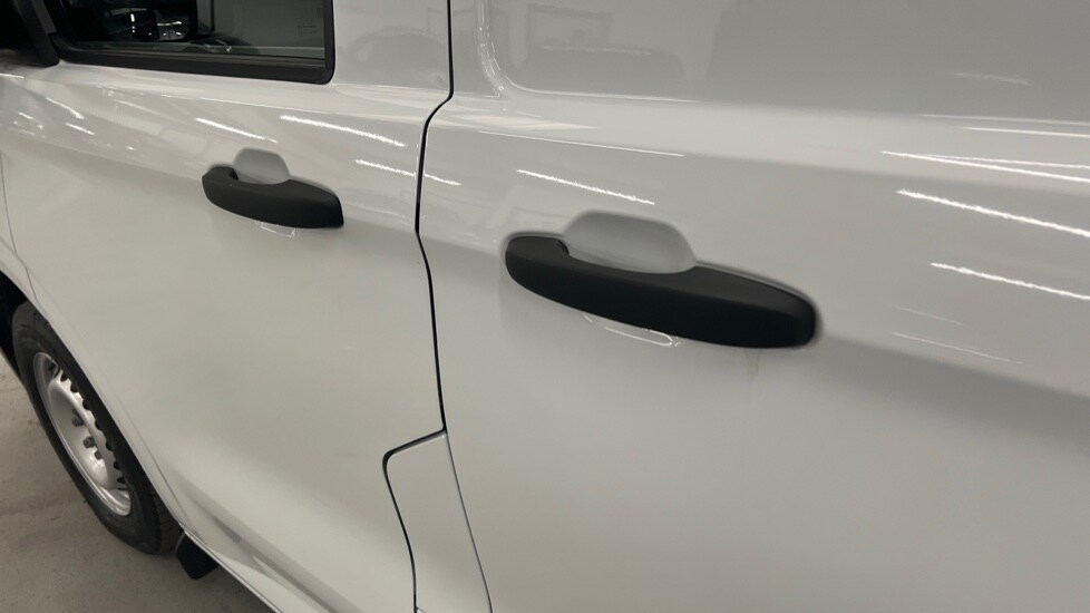 Used Volkswagen Transporter 2025 for sale - 76868919: Photo 37