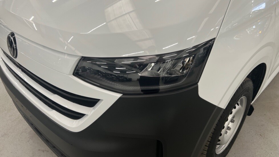 Used Volkswagen Transporter 2025 for sale - 76868919: Photo 38