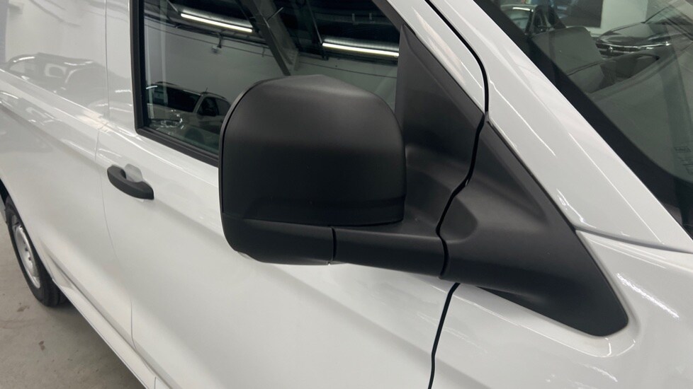 Used Volkswagen Transporter 2025 for sale - 76868919: Photo 41