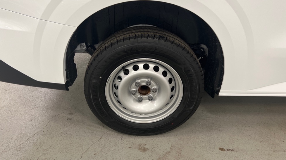 Used Volkswagen Transporter 2025 for sale - 76868919: Photo 5