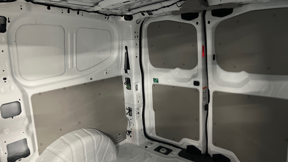 Used Volkswagen Transporter 2025 for sale - 76868919: Photo 9