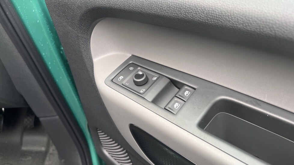 Used Volkswagen ID.Buzz 2025 for sale - 76568111: Photo 23