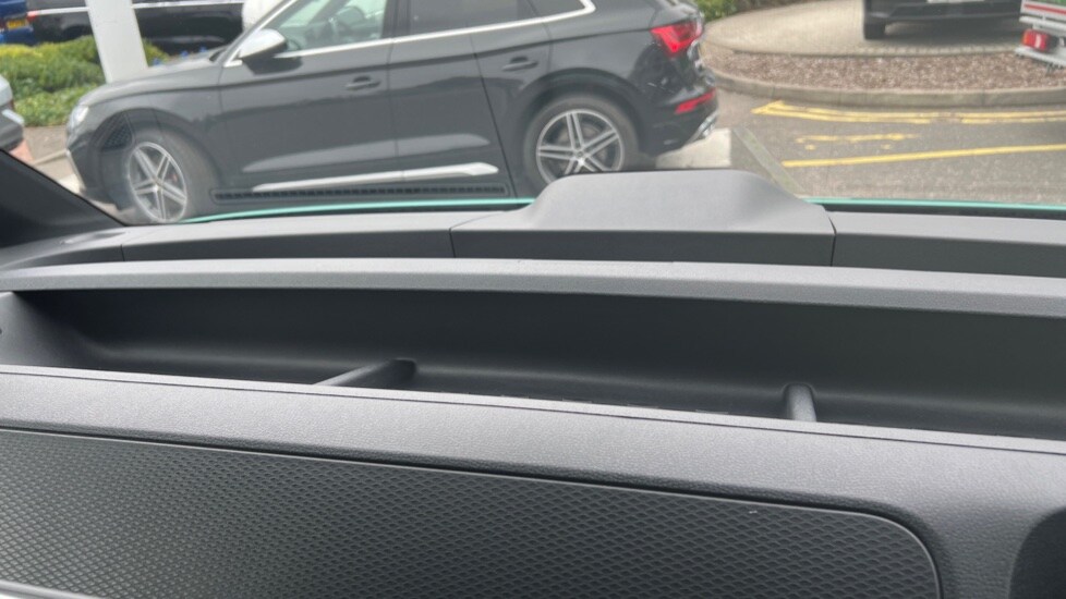 Used Volkswagen ID.Buzz 2025 for sale - 76568111: Photo 32