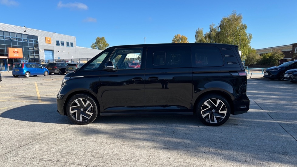 Used Volkswagen ID.Buzz 2025 for sale - 76870642: Photo 18