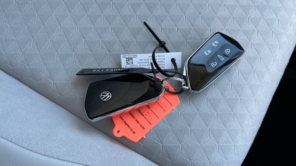 Used Volkswagen ID.Buzz 2025 for sale - 76870642: Photo 21