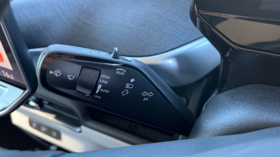 Used Volkswagen ID.Buzz 2025 for sale - 76870642: Photo 29