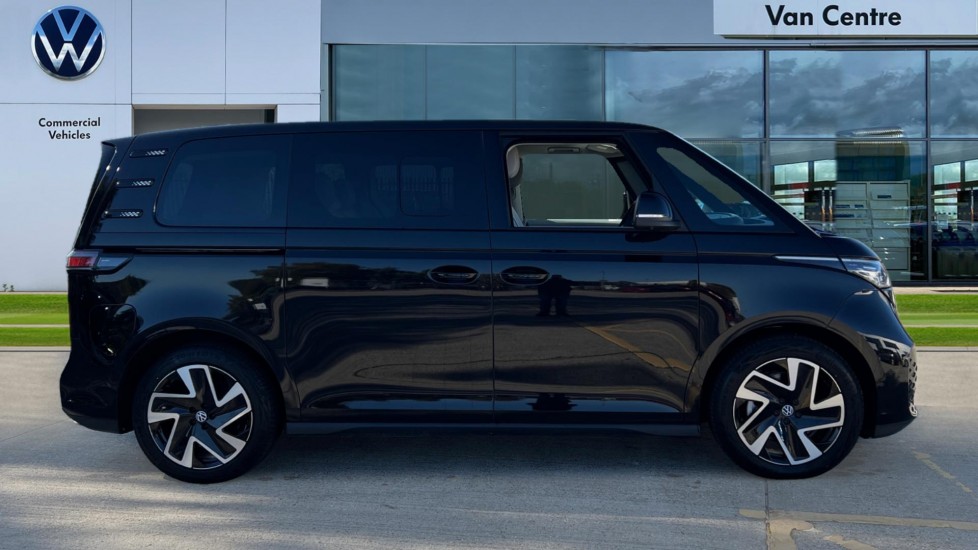 Used Volkswagen ID.Buzz 2025 for sale - 76870642: Photo 4