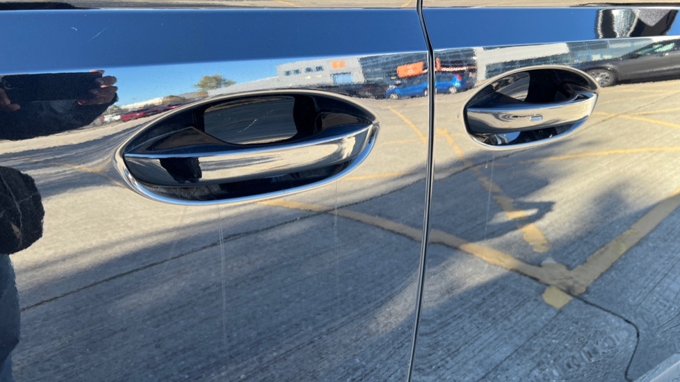 Used Volkswagen ID.Buzz 2025 for sale - 76870642: Photo 42