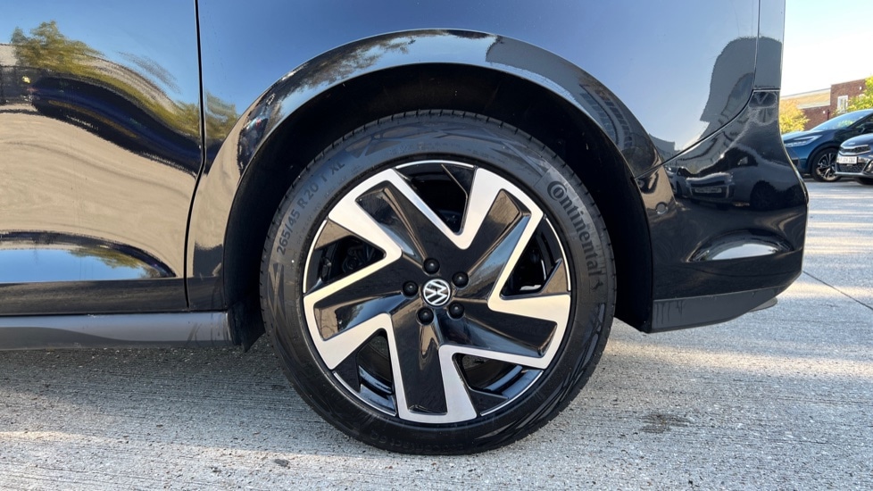 Used Volkswagen ID.Buzz 2025 for sale - 76870642: Photo 5