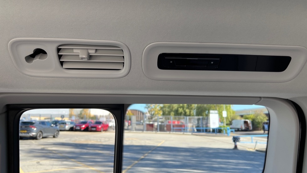 Used Volkswagen ID.Buzz 2025 for sale - 76870642: Photo 62