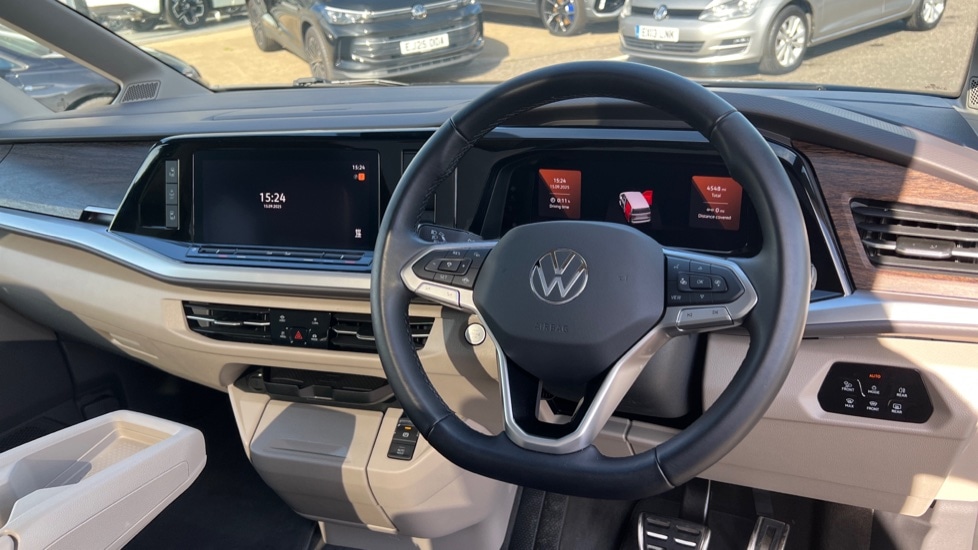Used Volkswagen Multivan 2025 for sale - 76869752: Photo 11