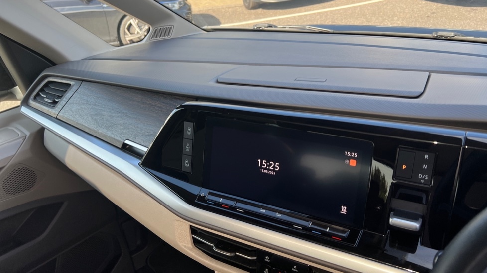 Used Volkswagen Multivan 2025 for sale - 76869752: Photo 12