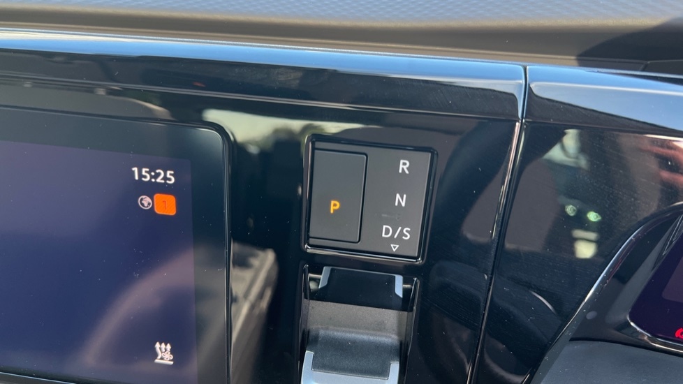 Used Volkswagen Multivan 2025 for sale - 76869752: Photo 14