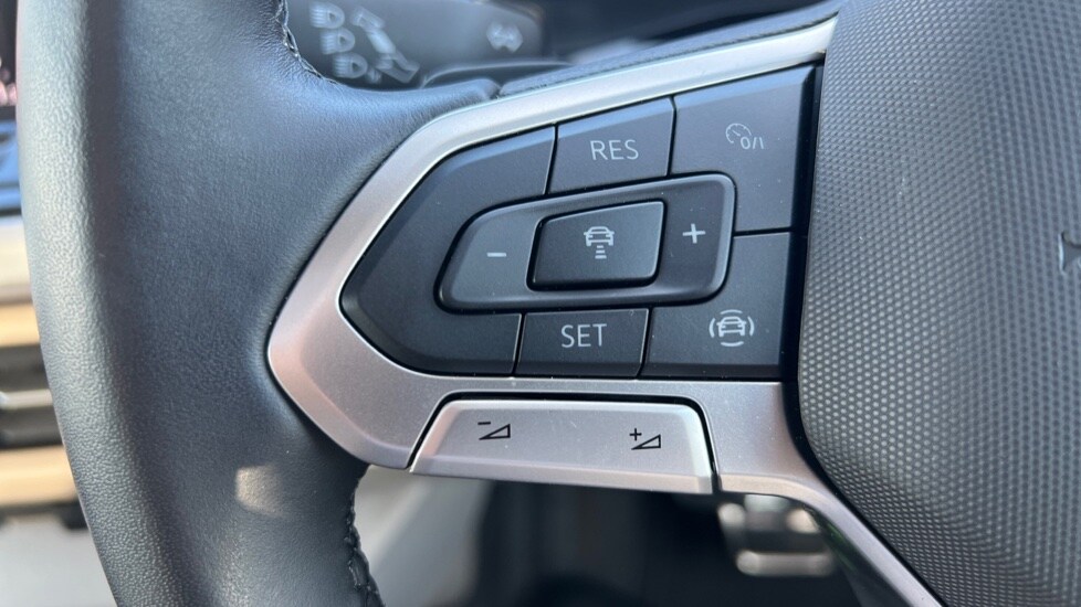 Used Volkswagen Multivan 2025 for sale - 76869752: Photo 24