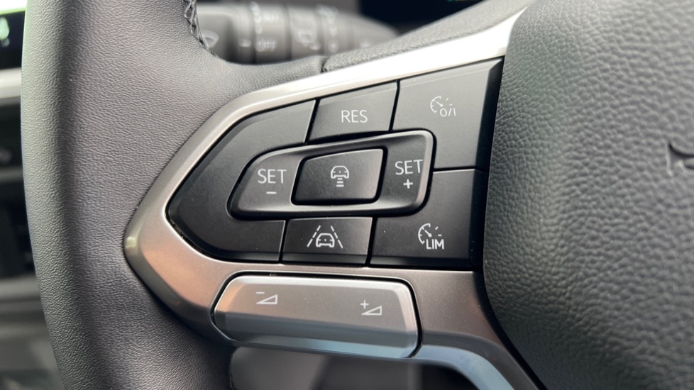 Used Volkswagen Transporter 2025 for sale - 76870298: Photo 24