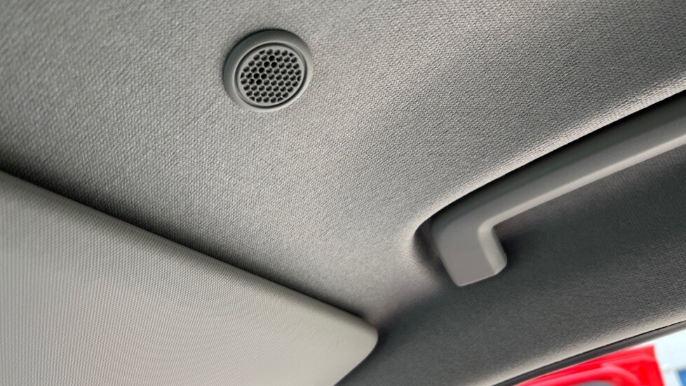 Used Volkswagen Transporter 2025 for sale - 76870298: Photo 48