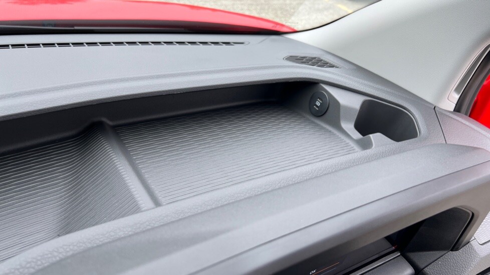 Used Volkswagen Transporter 2025 for sale - 76870298: Photo 55