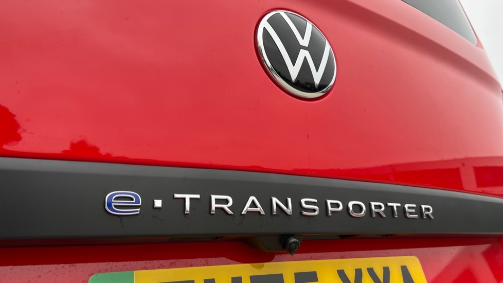 Used Volkswagen Transporter 2025 for sale - 76870298: Photo 69