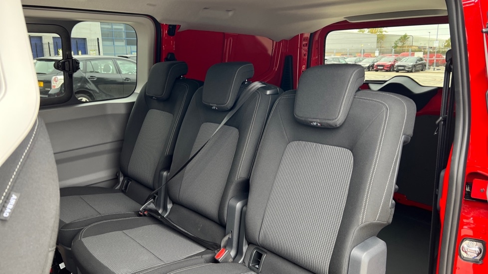 Used Volkswagen Transporter 2025 for sale - 76870298: Photo 9