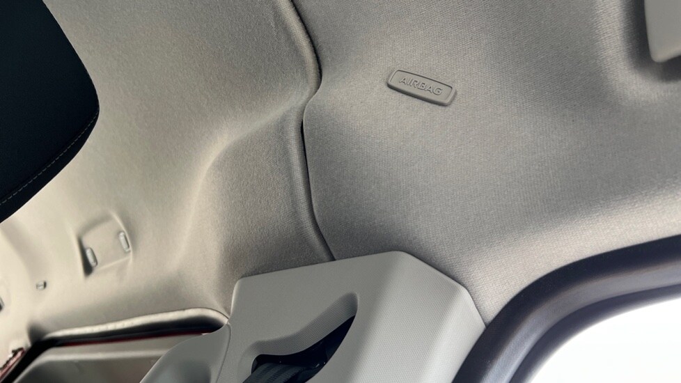 Used Volkswagen Transporter 2025 for sale - 76870298: Photo 96