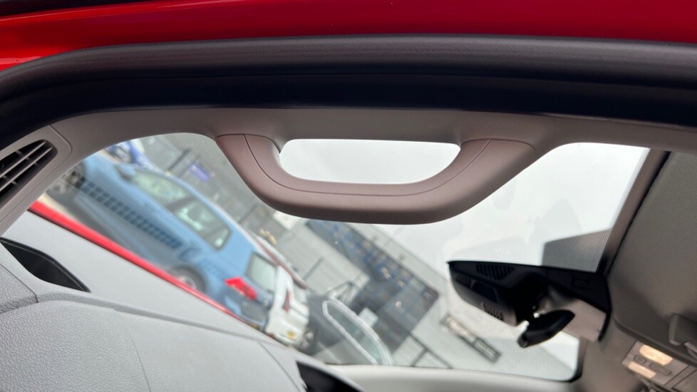 Used Volkswagen Transporter 2025 for sale - 76870298: Photo 97