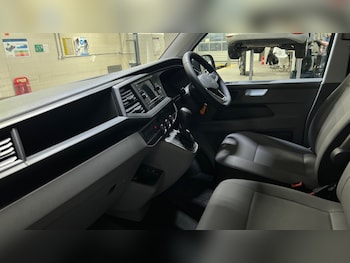 Used Volkswagen Transporter 2024 for sale - 75440156: Photo