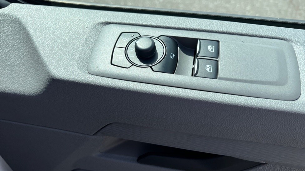 Used Volkswagen Transporter 2025 for sale - 76868472: Photo 23